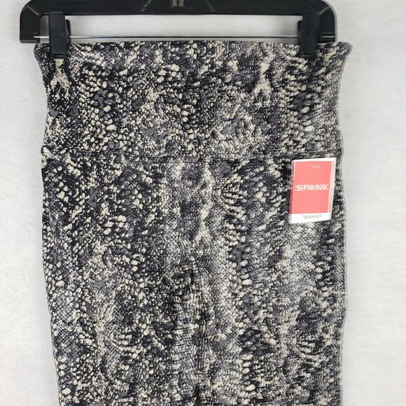 Spanx Women's L Faux Leather Shine Snakeskin Leggings Gray Animal Print New - Picture 2 of 12
